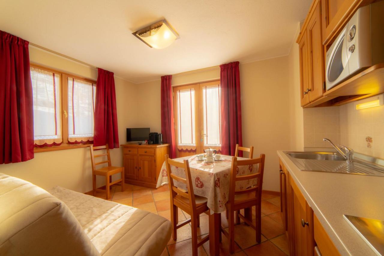 Walsertal Residence Gressoney-La-Trinite Bagian luar foto